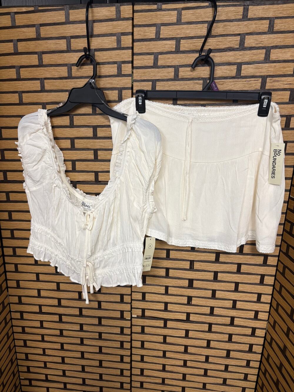 No Boundaries Pale Pink Two Piece Skirt‎ Set Size XXL